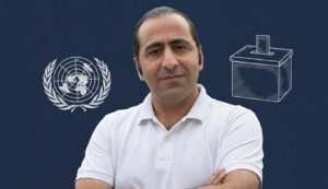 «تصویر علی آردم، مدرس تاریخ و سیاست، سازنده پادکست نقال باشی و مدرس دوره‌های تاریخچه روابط ایران و آمریکا و اندیشه سیاسی غرب در هنرستان»